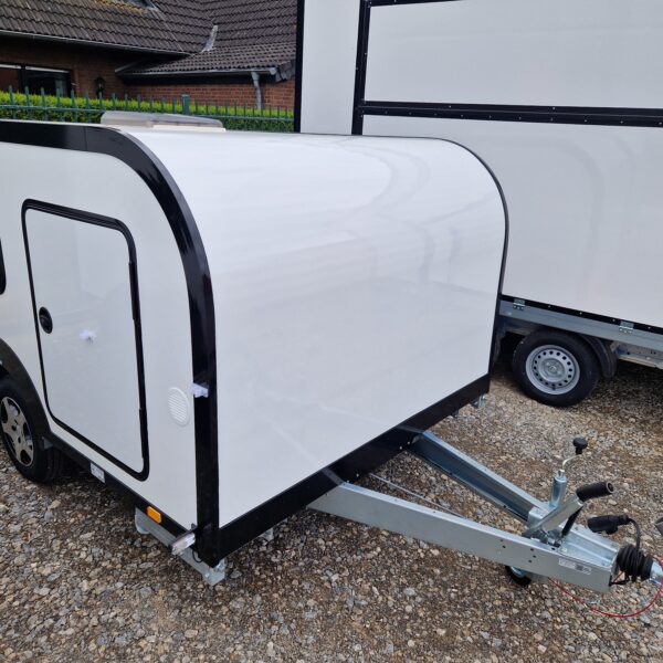 Mini Caravan Cargo Base Camp M+ wild 290cm Alufelgen 2 Fenster 100km/H 800kg