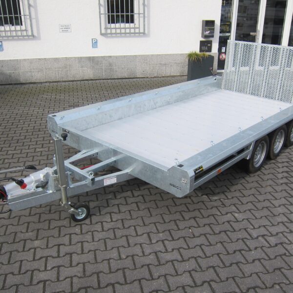 HULCO TERRAX Aluboden 394x188x27cm Heckrampe 100cm Tridem (XL) 3500kg